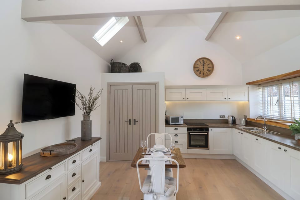 Fridge, dishwasher, electric kettle, toaster