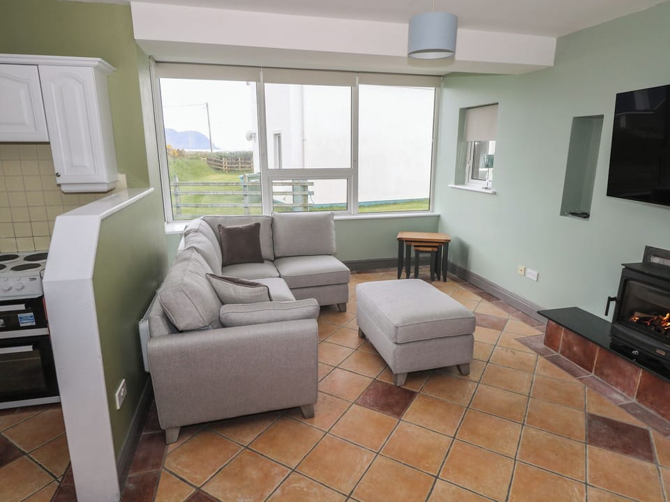 Cottage | Living area