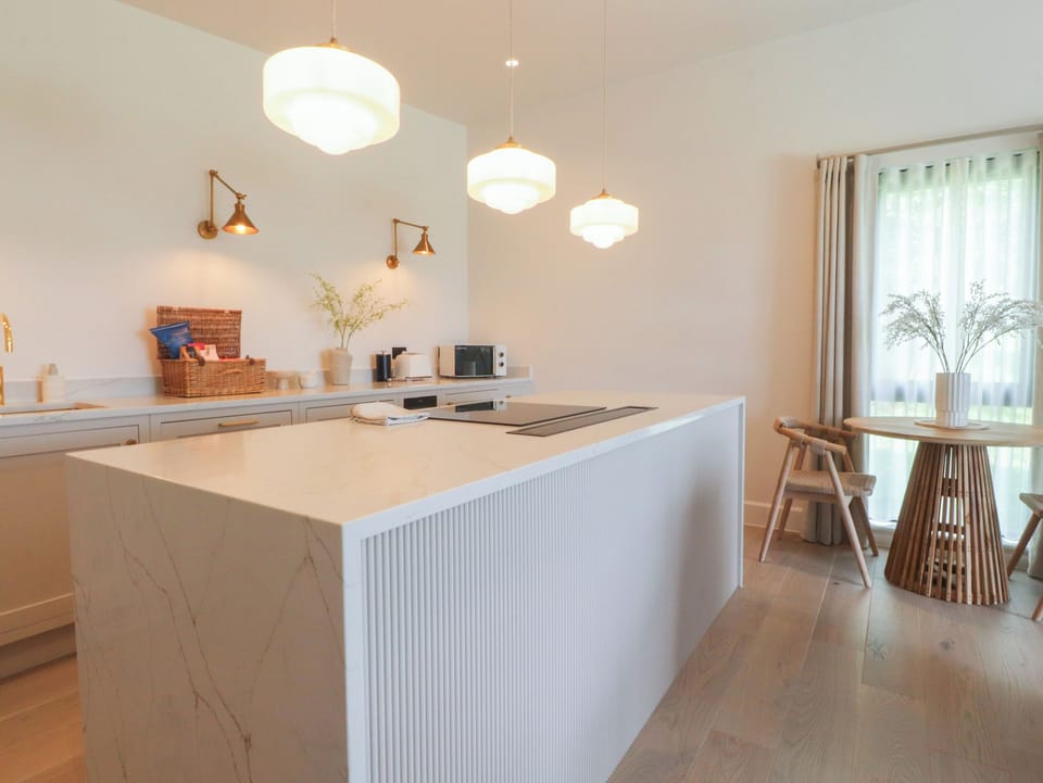 Fridge, dishwasher, electric kettle, toaster