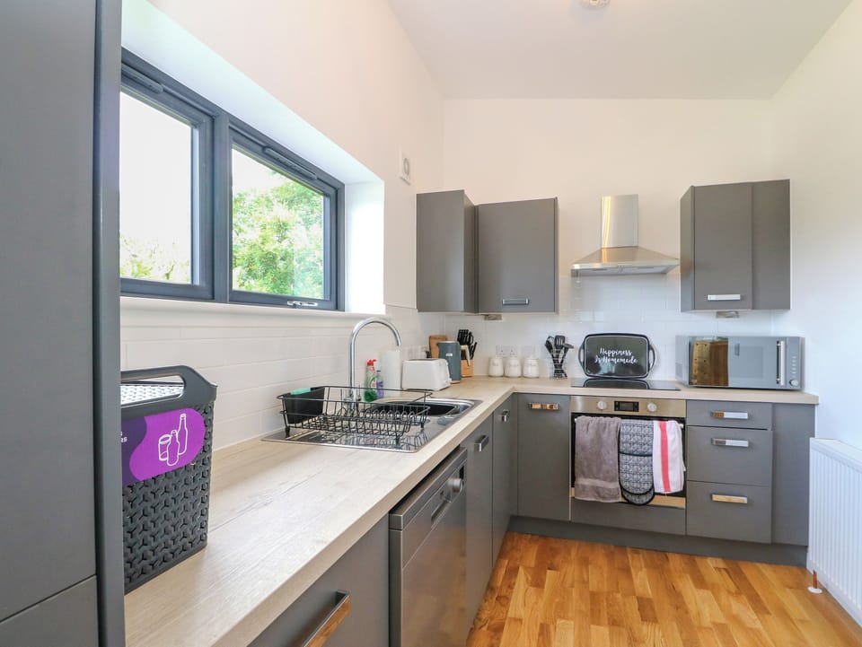 Fridge, dishwasher, electric kettle, toaster