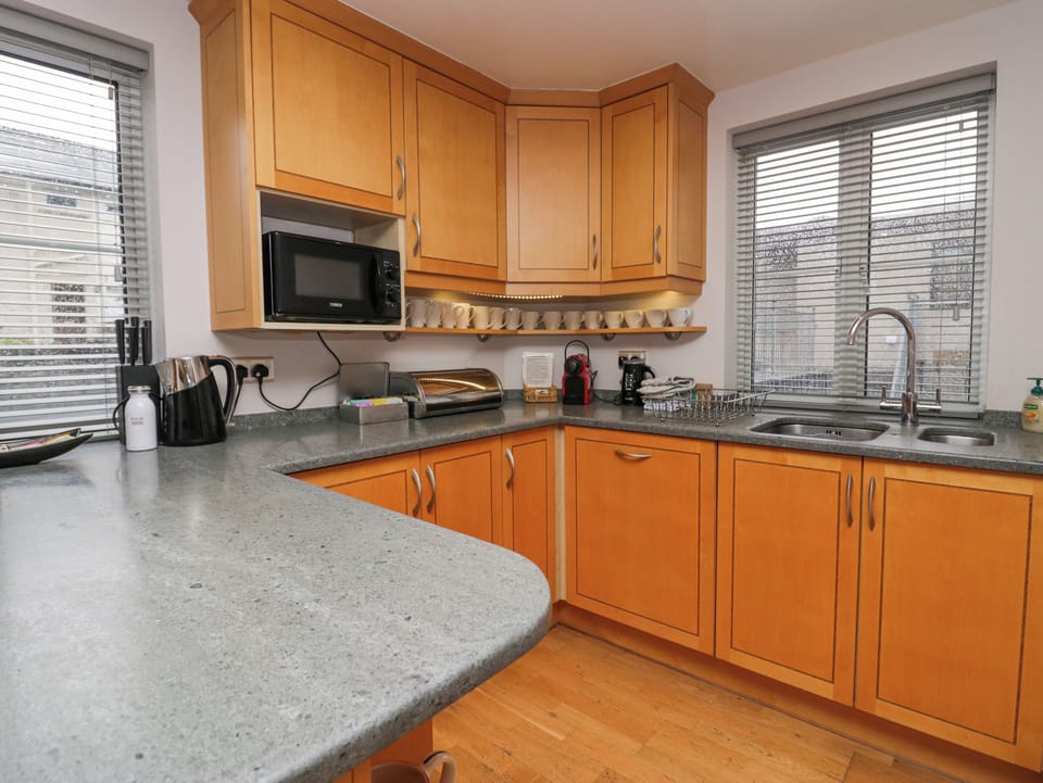 Fridge, dishwasher, electric kettle, toaster