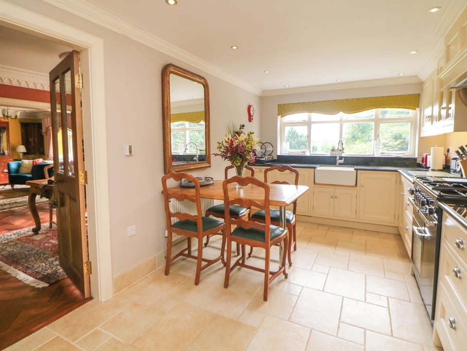 Fridge, dishwasher, electric kettle, toaster