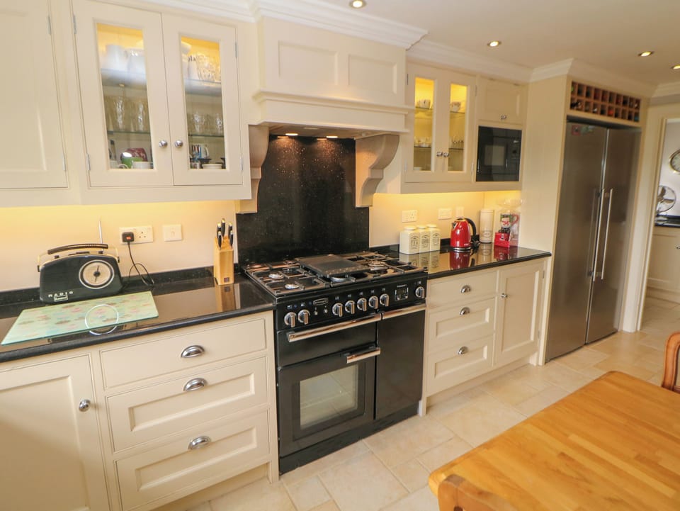 Fridge, dishwasher, electric kettle, toaster