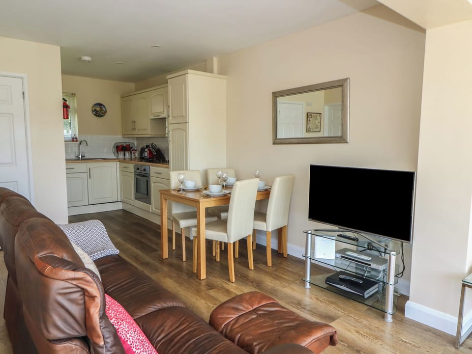 Cottage | Interior