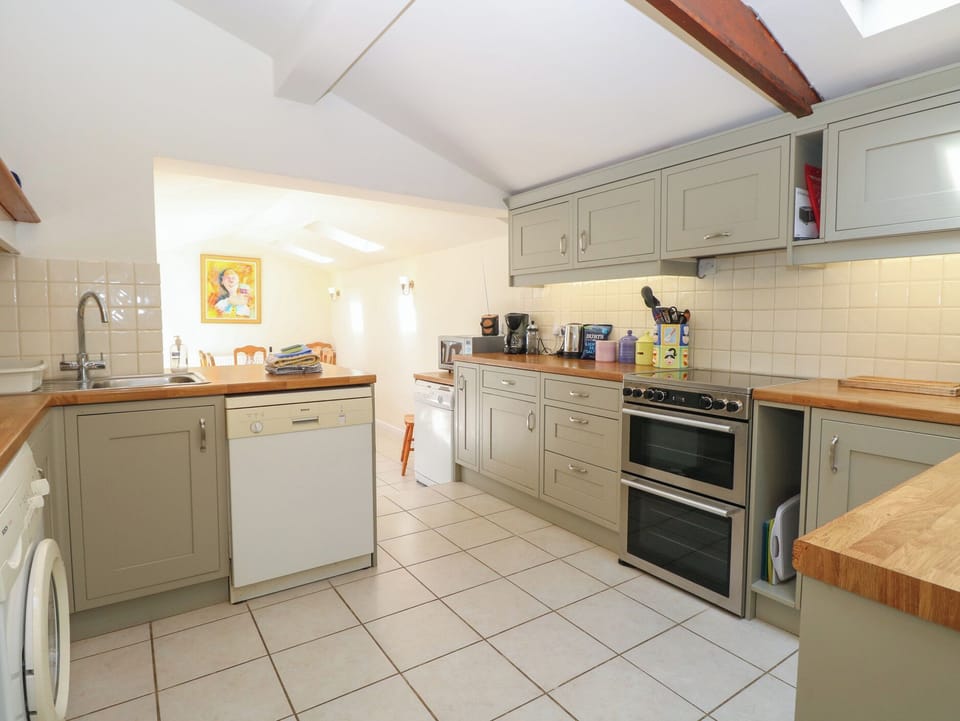 Cottage | Interior