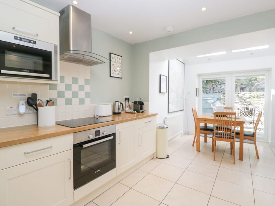 Cottage | Interior