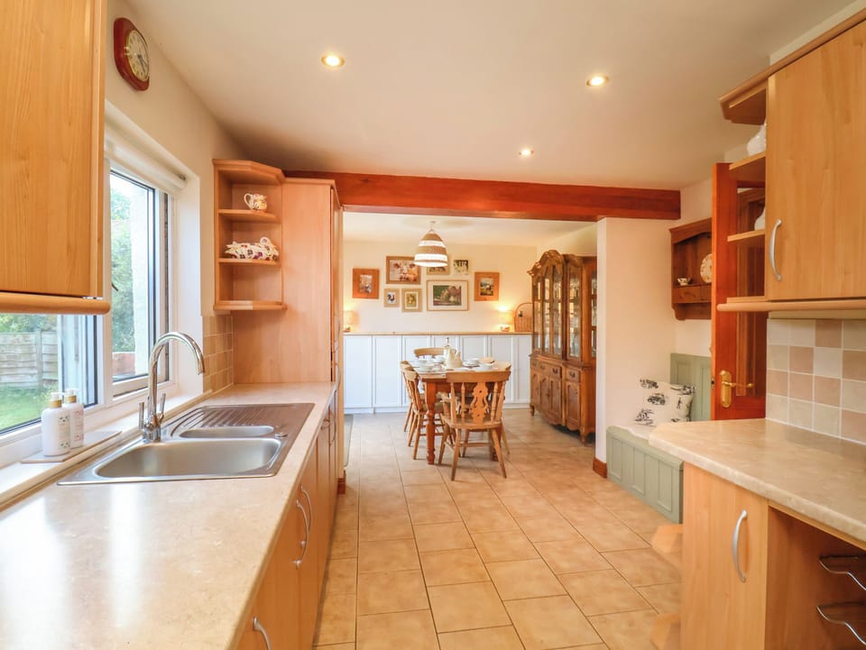 Fridge, dishwasher, electric kettle, toaster