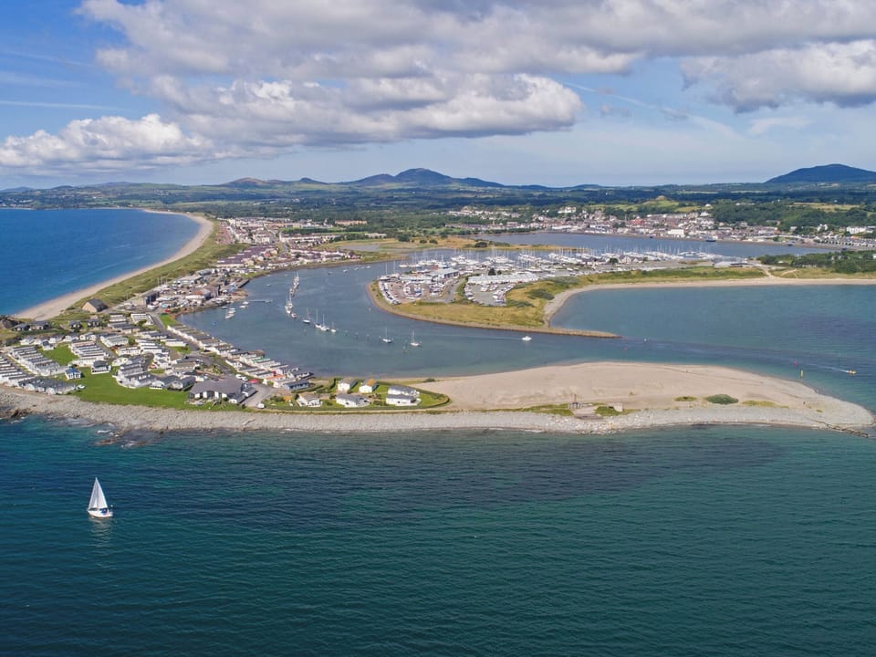 Harbourside Apartment Cottage in Pwllheli