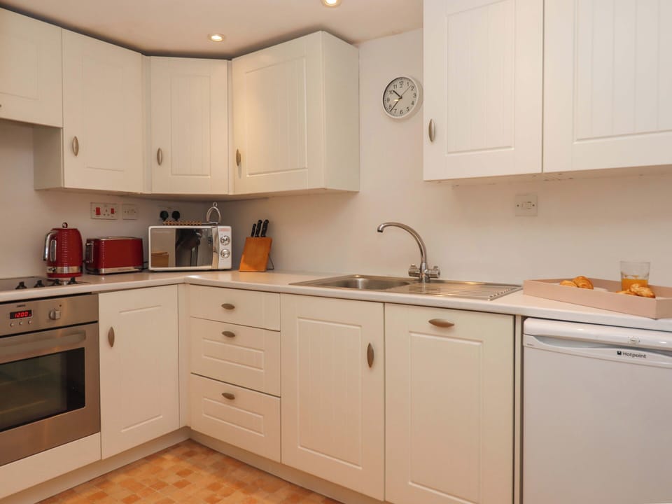 Fridge, dishwasher, electric kettle, toaster