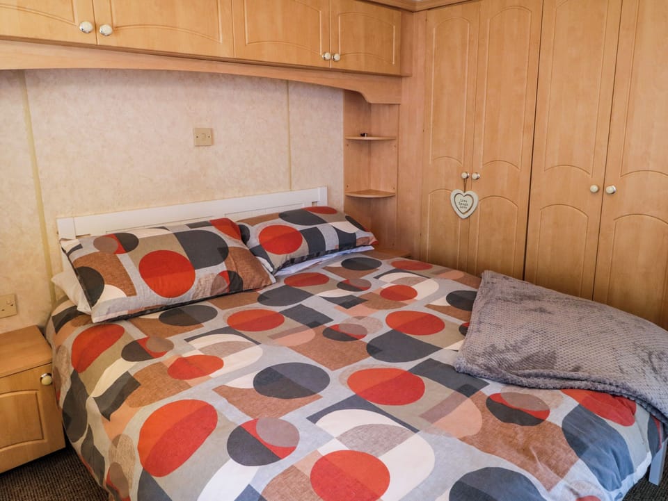 Meric Stone Holiday Lets Caravan 2 Cottage in Northern Ireland