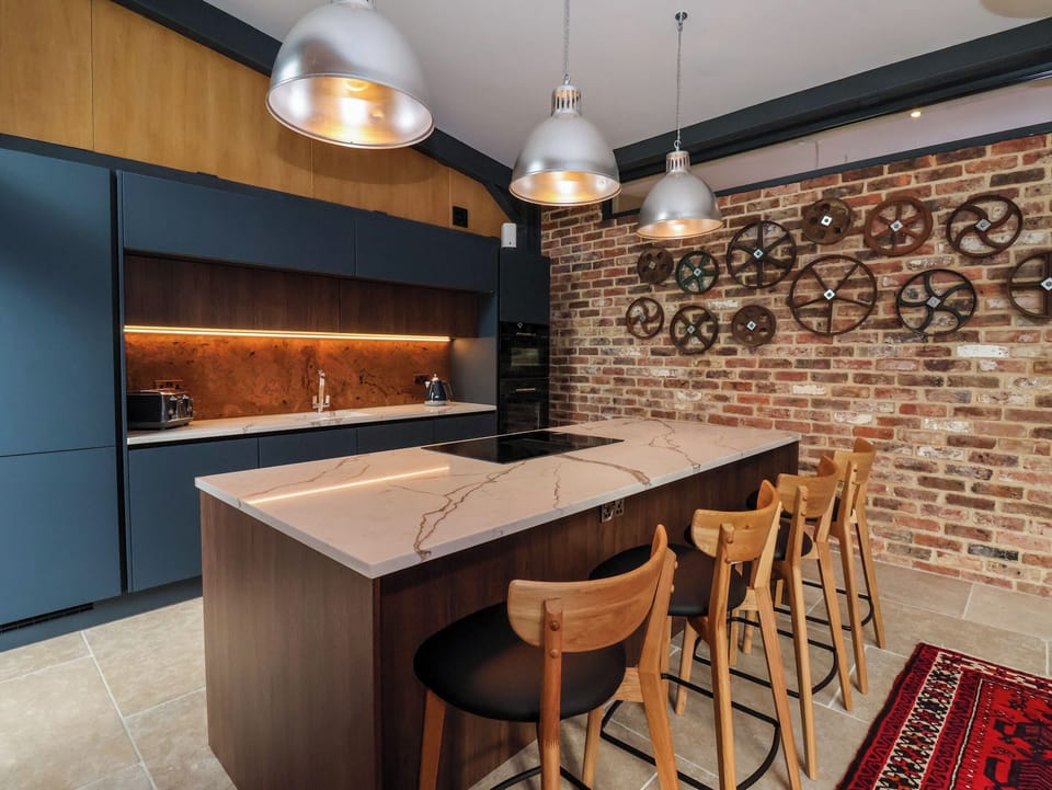 Fridge, dishwasher, electric kettle, toaster