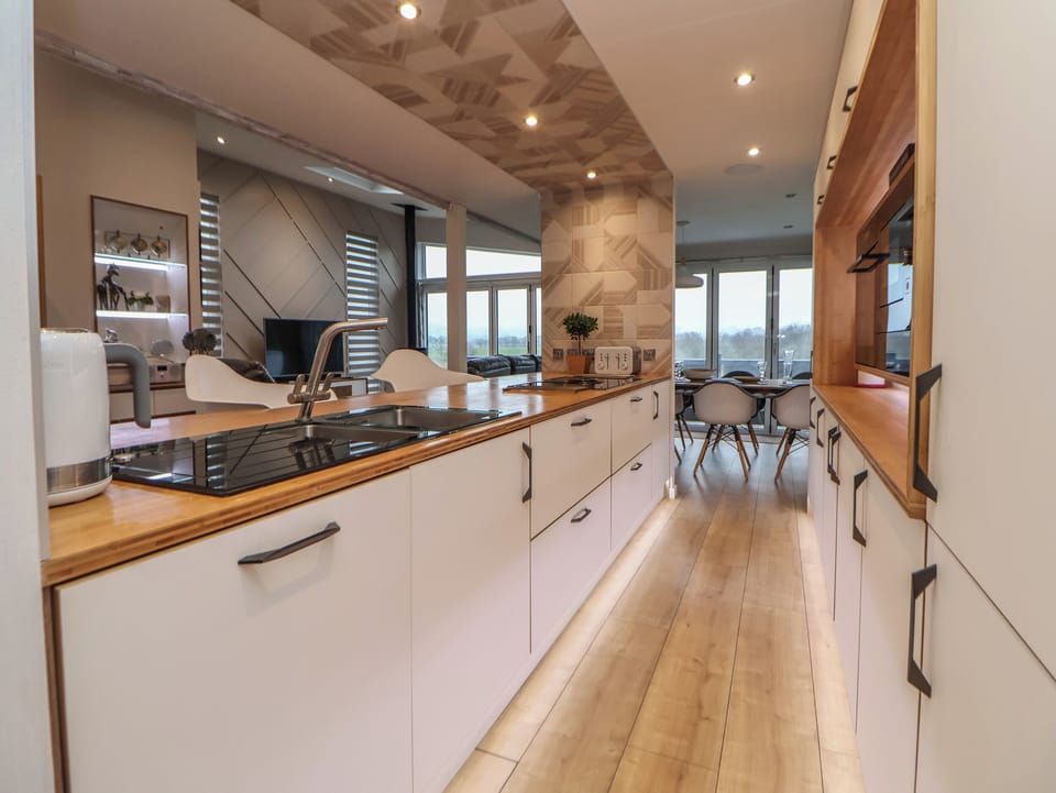 Fridge, dishwasher, electric kettle, toaster
