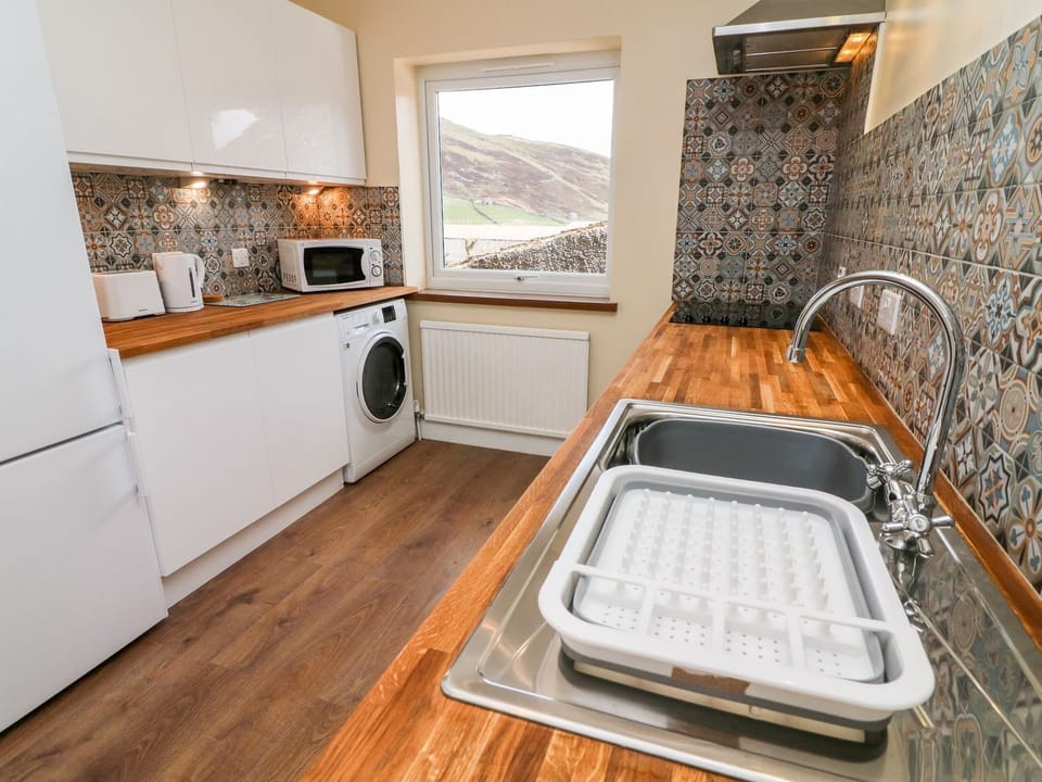 Fridge, dishwasher, electric kettle, toaster