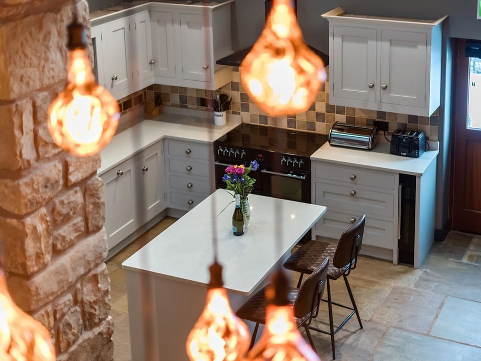 Fridge, dishwasher, cookware/dishes/utensils