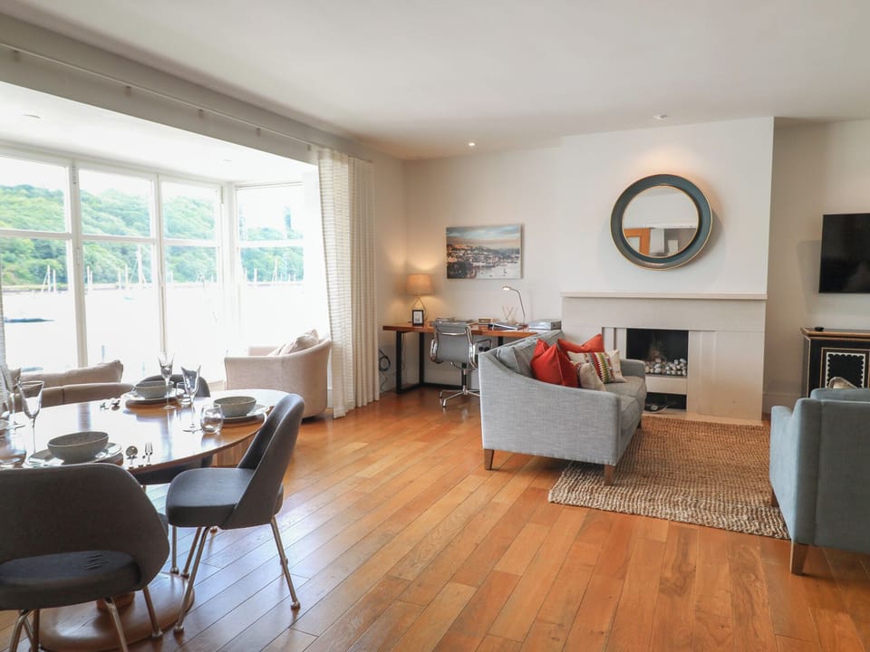 Cottage | Living area