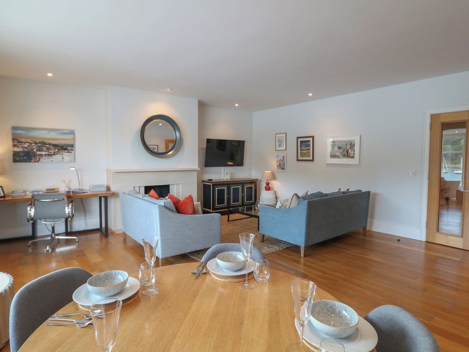 Cottage | Living area