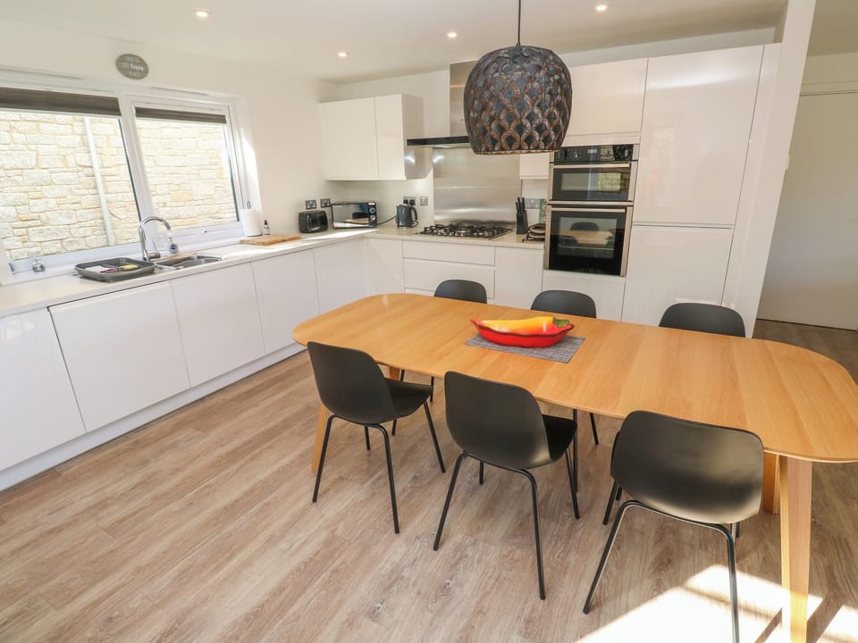 Fridge, dishwasher, electric kettle, toaster