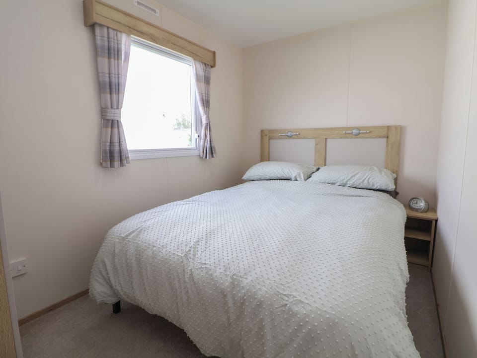 3 bedrooms, individually decorated, individually furnished, free WiFi