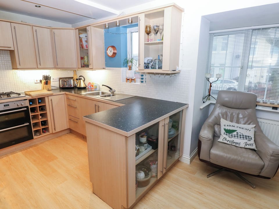 Cottage | Interior