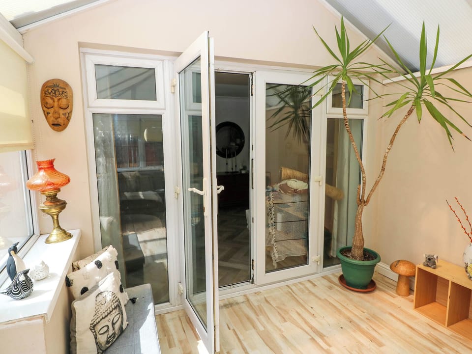 Cottage | Interior