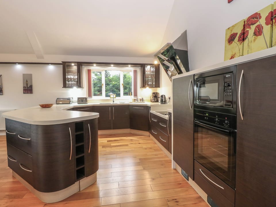Fridge, dishwasher, electric kettle, toaster