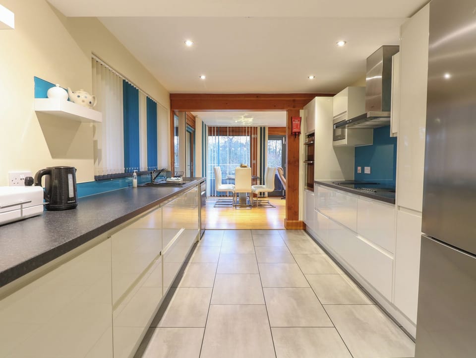 Fridge, dishwasher, electric kettle, toaster