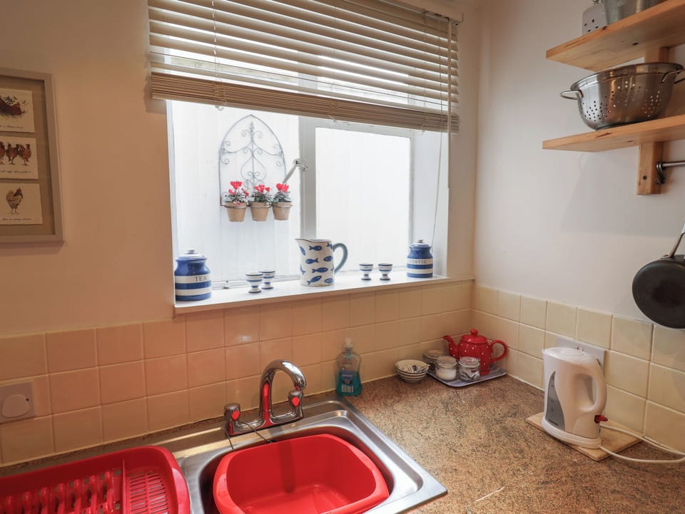 Fridge, dishwasher, electric kettle, toaster