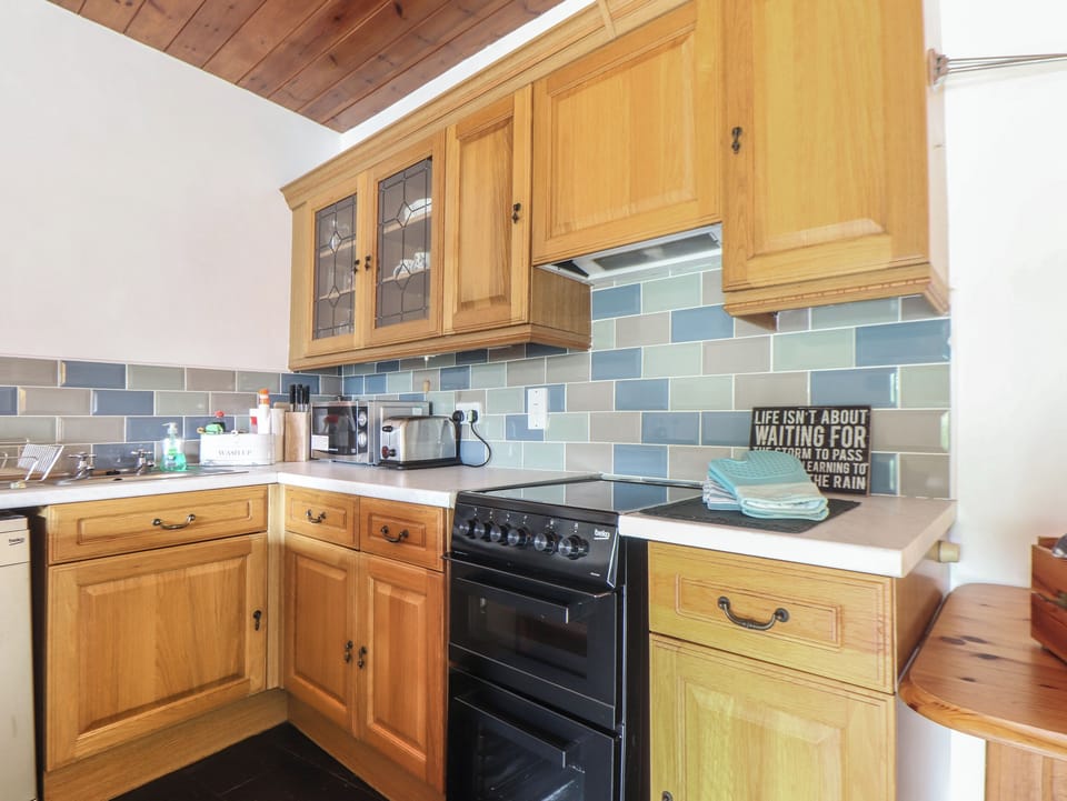 Fridge, dishwasher, electric kettle, toaster