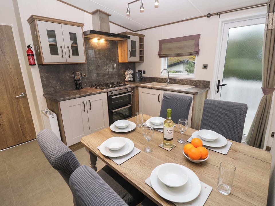 Fridge, dishwasher, electric kettle, toaster