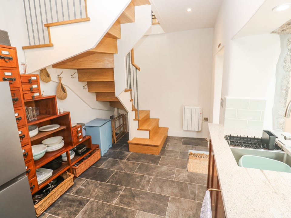 Fridge, dishwasher, electric kettle, toaster