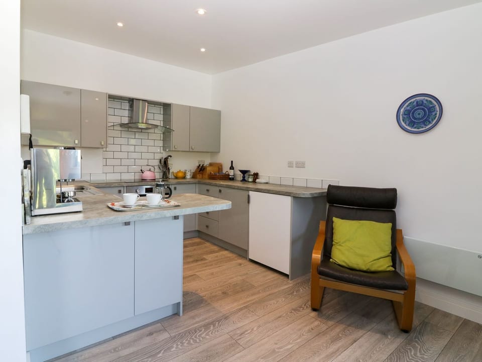 Fridge, dishwasher, electric kettle, toaster