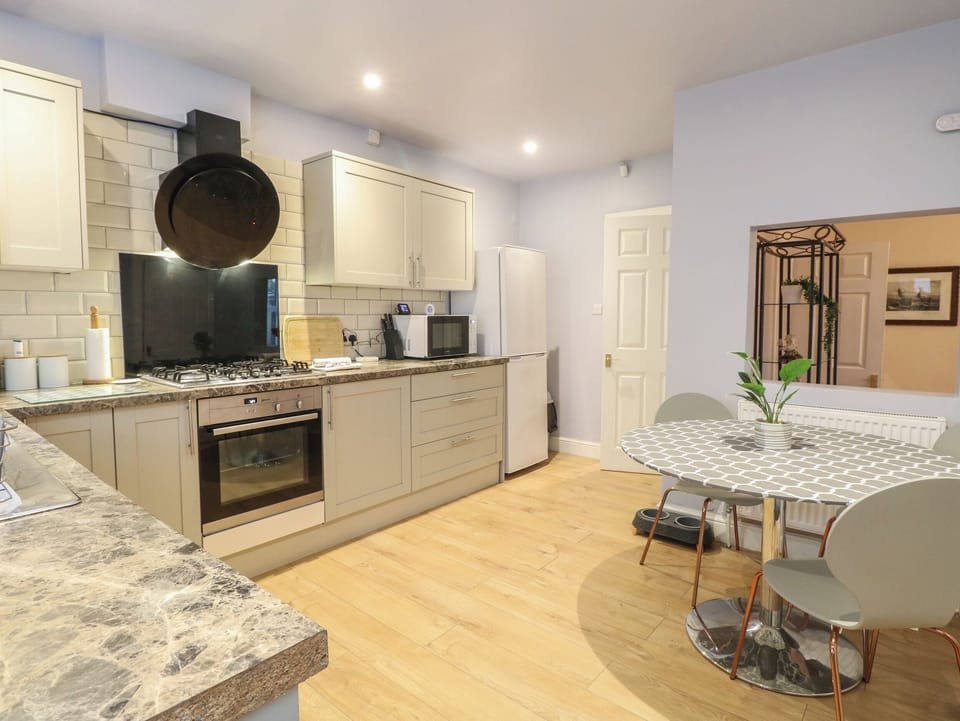 Fridge, dishwasher, electric kettle, toaster