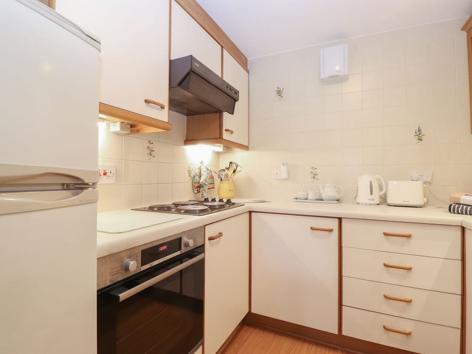 Fridge, dishwasher, electric kettle, toaster
