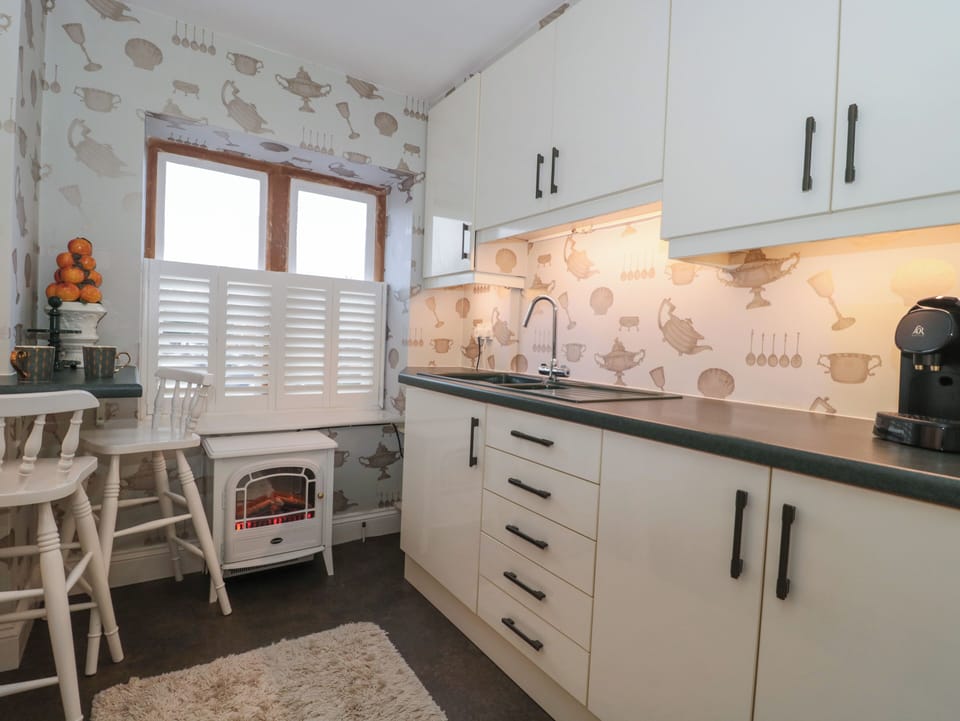 Fridge, dishwasher, electric kettle, toaster