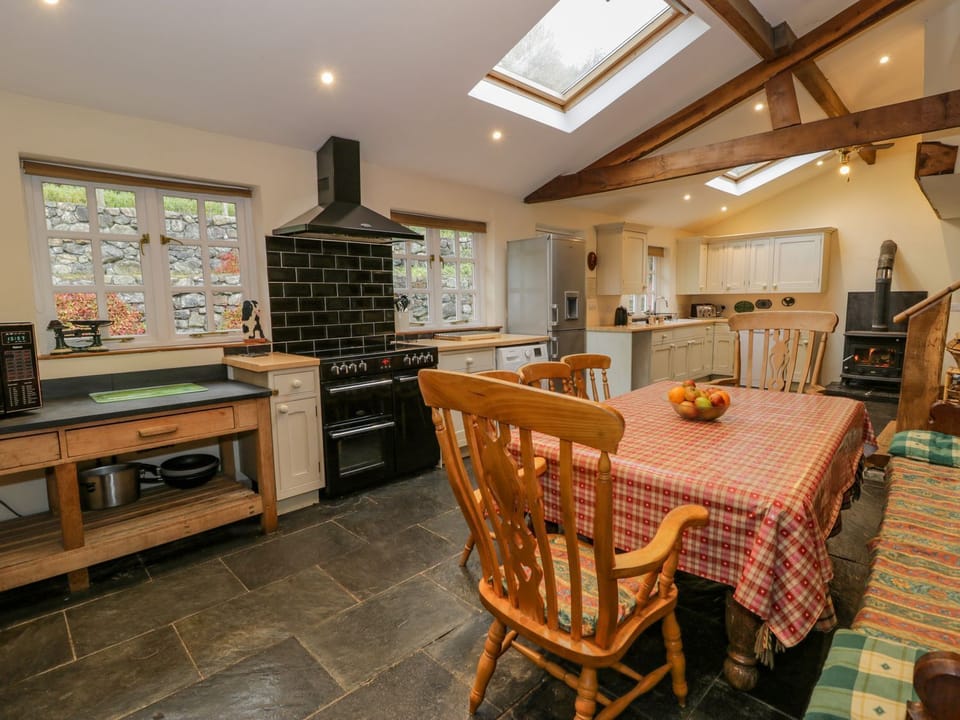 Fridge, dishwasher, electric kettle, toaster