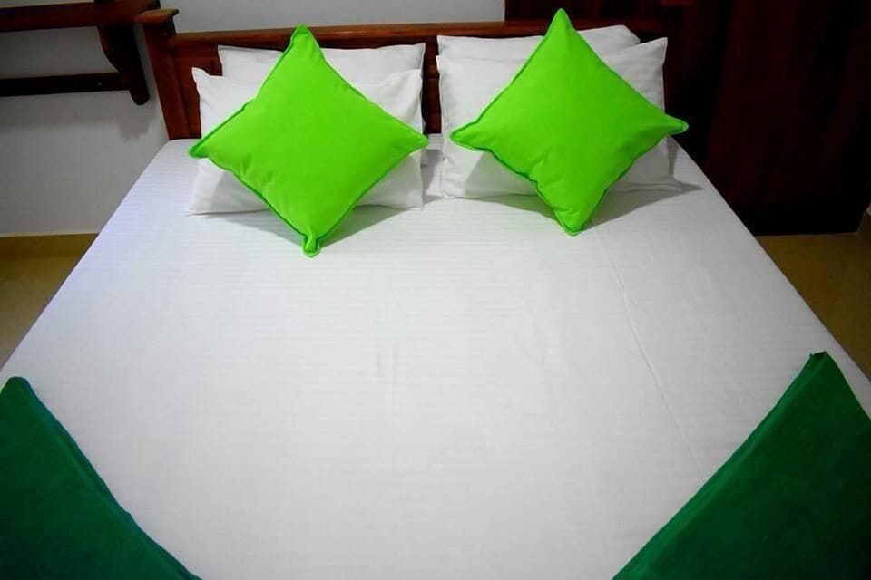 Basic Double Room | Free WiFi