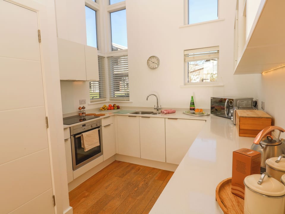 Fridge, dishwasher, electric kettle, toaster