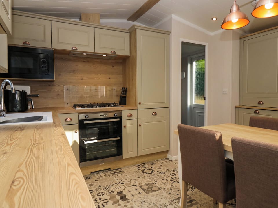 Fridge, dishwasher, electric kettle, toaster