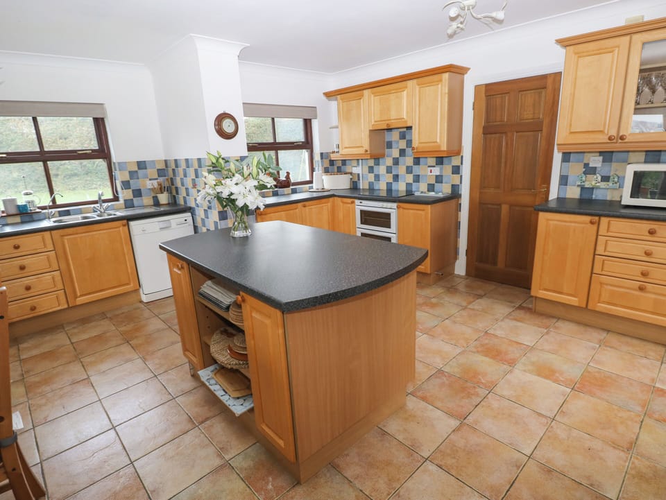 Fridge, dishwasher, electric kettle, toaster