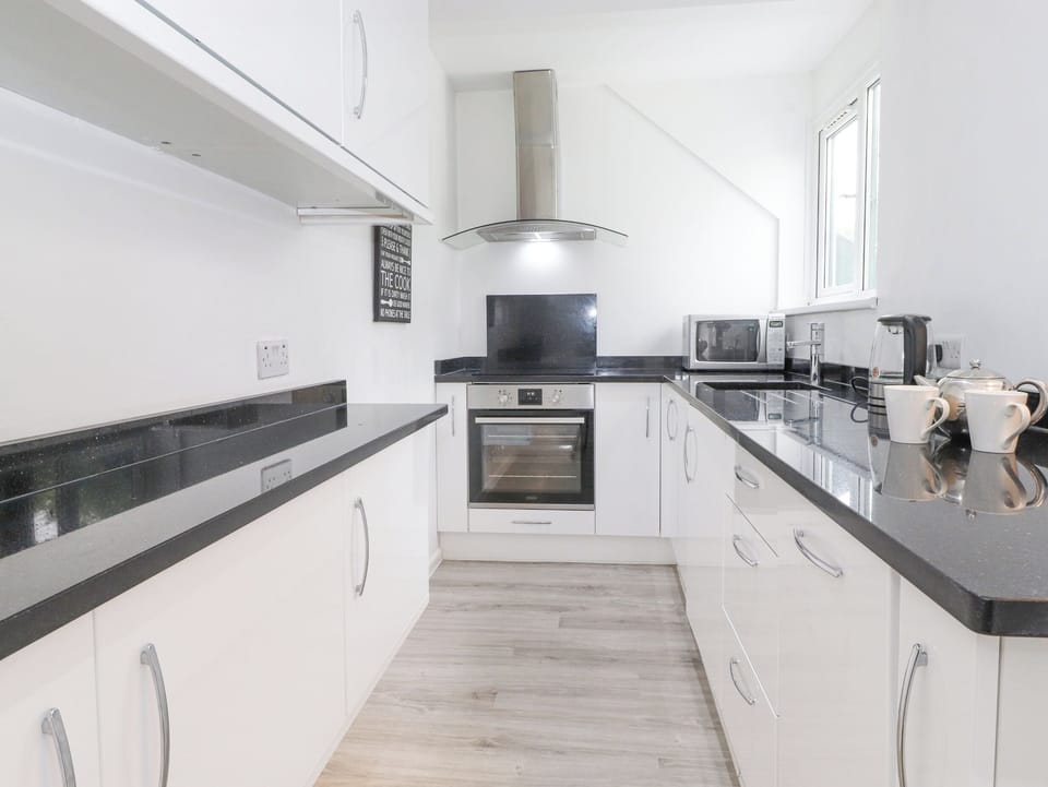 Fridge, dishwasher, electric kettle, toaster