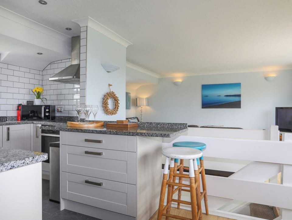 Fridge, dishwasher, electric kettle, toaster