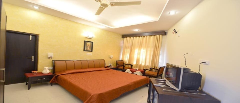 Standard Room | Free WiFi