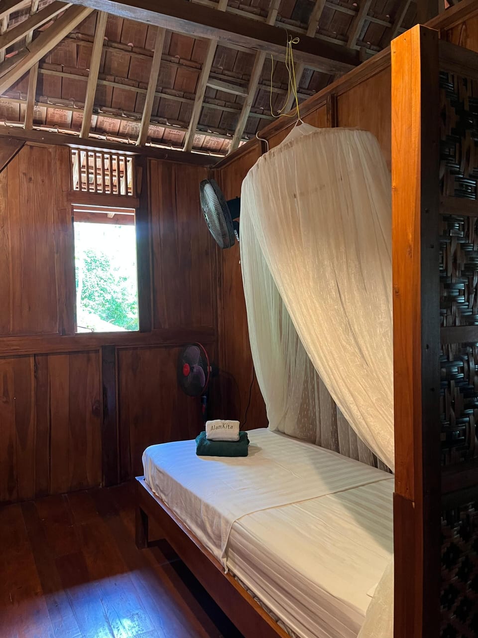 Family Bungalow, Ocean View | 1 bedroom, WiFi (free), bed sheets