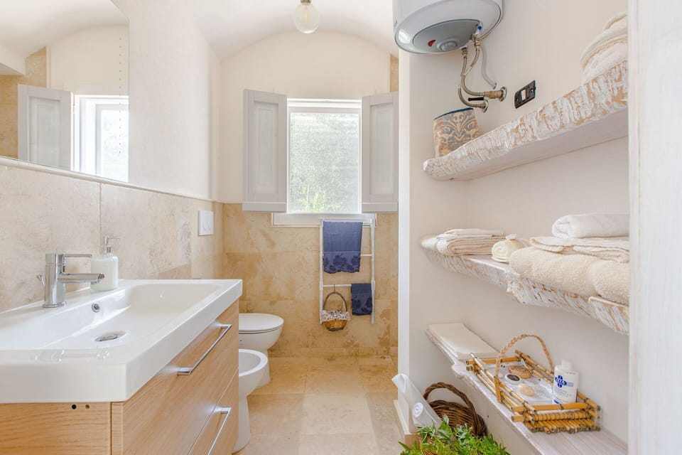 Bathroom, Plumbing Fixture, Wall, Flooring, Floor, Interior Design, Bathroom Sink, Toilet, Sink, Bathroom Cabinet