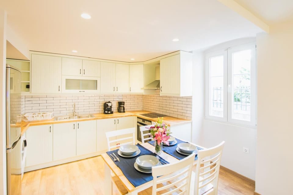 Apartment | Private kitchen | Electric kettle