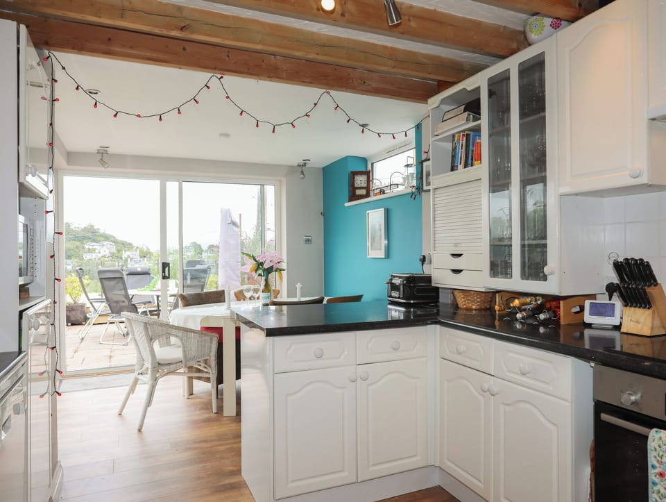 Fridge, dishwasher, electric kettle, toaster