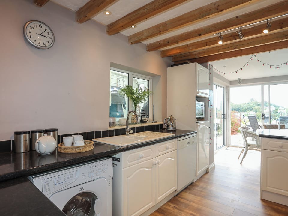 Fridge, dishwasher, electric kettle, toaster