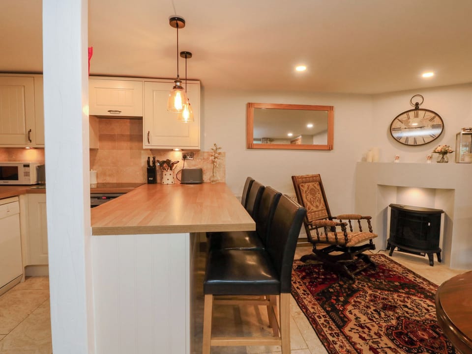 Fridge, dishwasher, electric kettle, toaster
