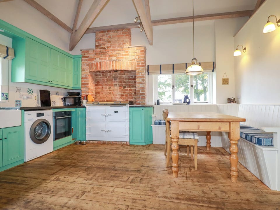 Fridge, dishwasher, electric kettle, toaster
