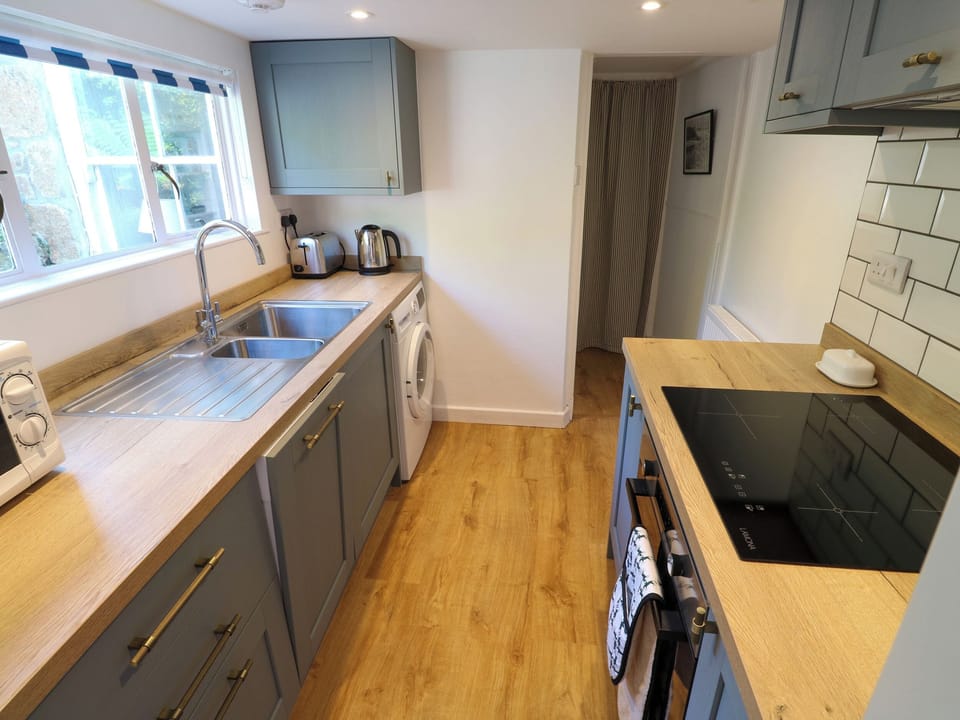 Fridge, dishwasher, electric kettle, toaster